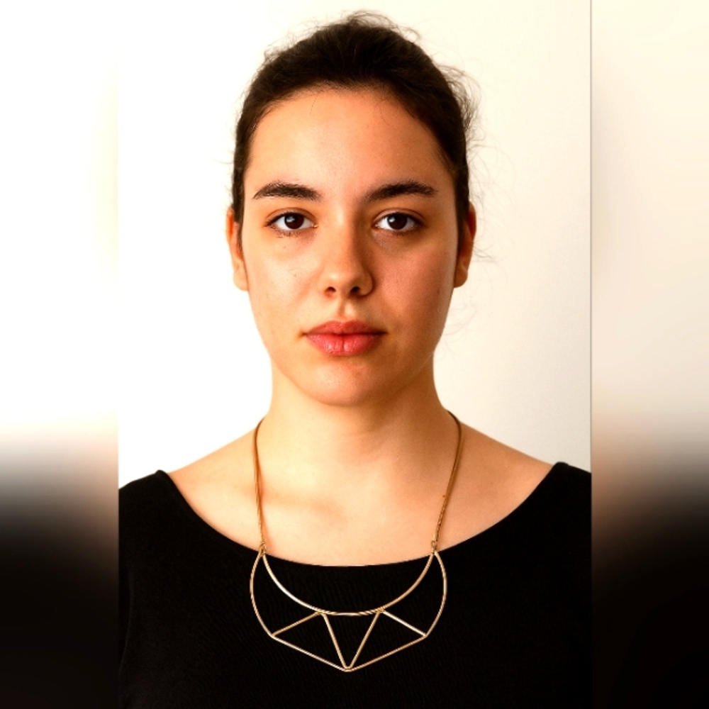 Chic Gold Statement Necklace